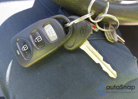 2017 Hyundai Elantra Se z USA, uszkodzony, nr VIN 5NPD84LF8HH083211